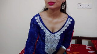 Beautiful Desi girl small tits sucking and missionary pose fucking Video